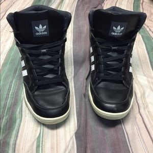 Adidas Hoops 12m